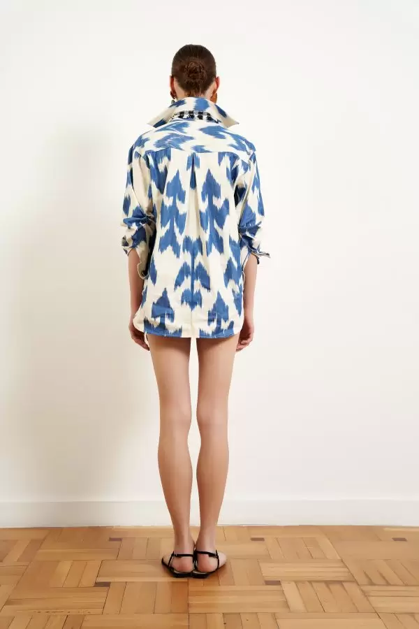 CHIC SHIRT IN BLUE / WHITE ARROW SILK IKAT