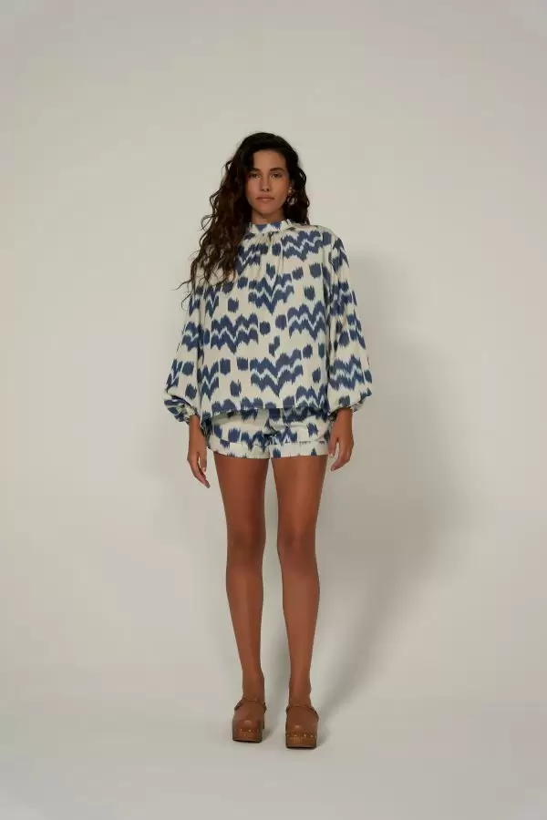 Cesme Short in navy/beige handmade silk ikat