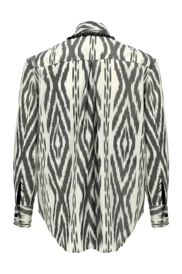 Chic Shirt in White / Black Geometric Cotton Ikat